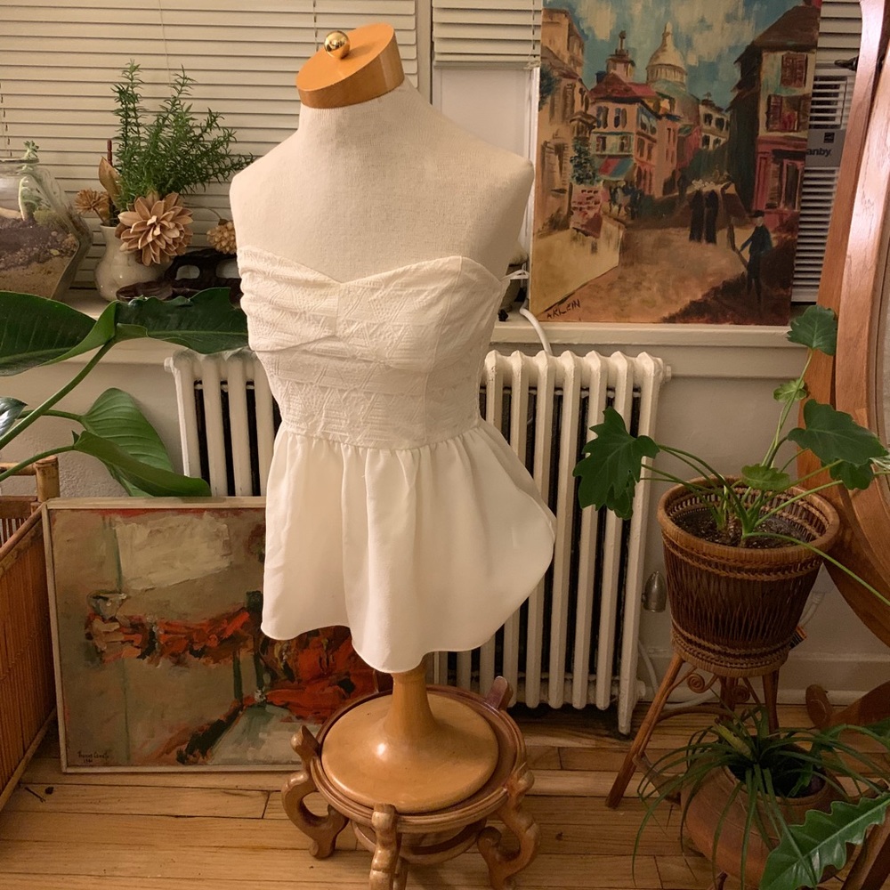 Cream tube top